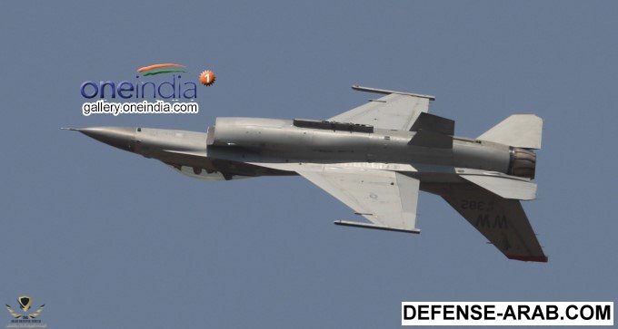 fighter-planes-rehearsals-bangalore-air-show_142414453100.jpg
