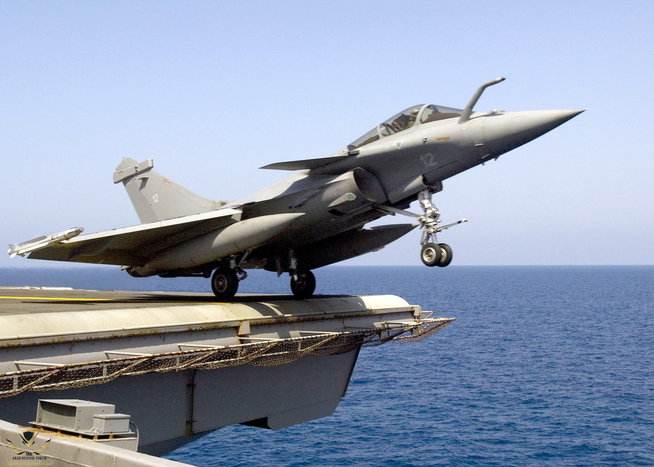 French_Rafale_M_launch_from_USS_Enterprise.jpg