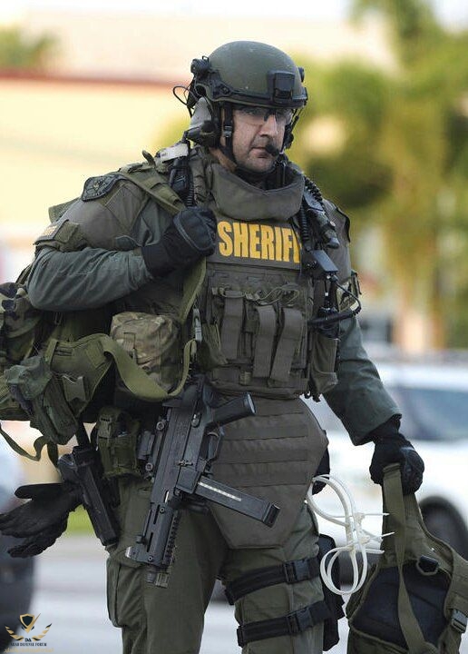 1f41b3f85ea676c1a45902005e6d4e2f--swat-orlando-florida.jpg