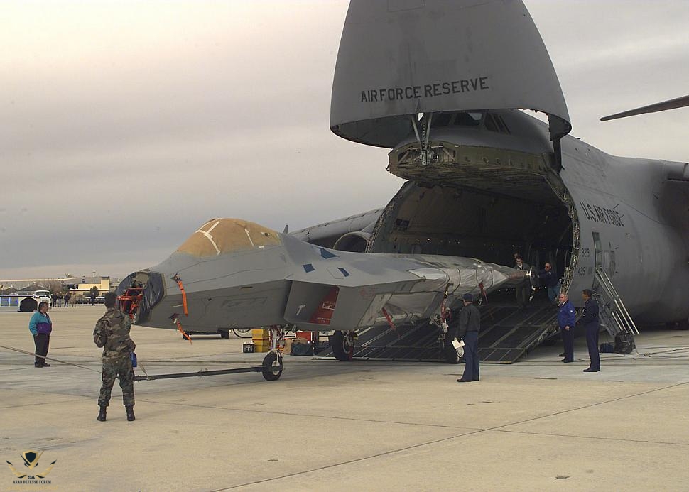 F22M_1998_01_Edwards_arrival_1267828237_4433.jpg