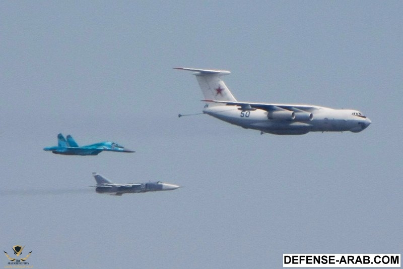 An_Su-34,_Su-24_and_Il-76_Midas_aerial_refueling_tanker.jpg