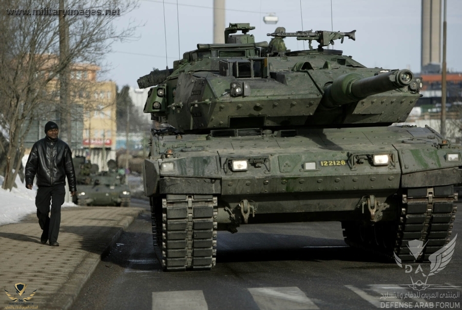 Leopard_2A5S-Stridsvagn_122_4.jpg