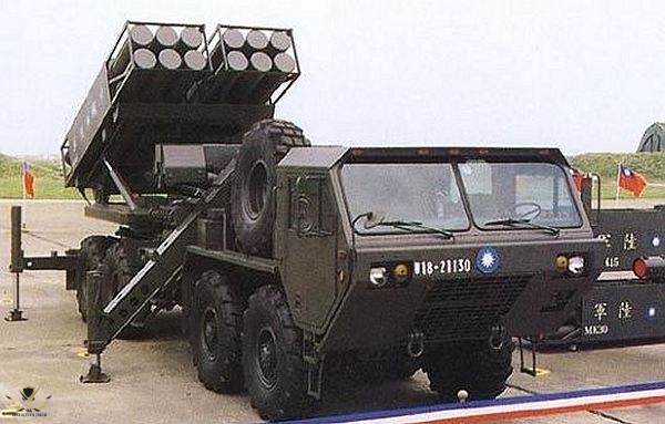 Ray_Ting _2000_RT2000_multiple_rocket_launcher_system_Taiwan_Taiwanese_army_002.jpg