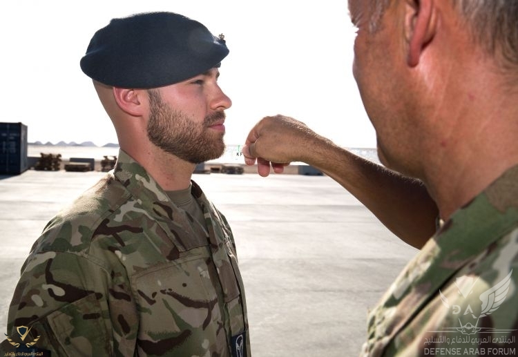 Airman has his beard inspected 170919 CREDIT RAF.jpg