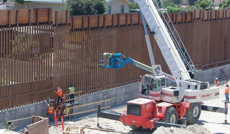 border wall construction.jpg