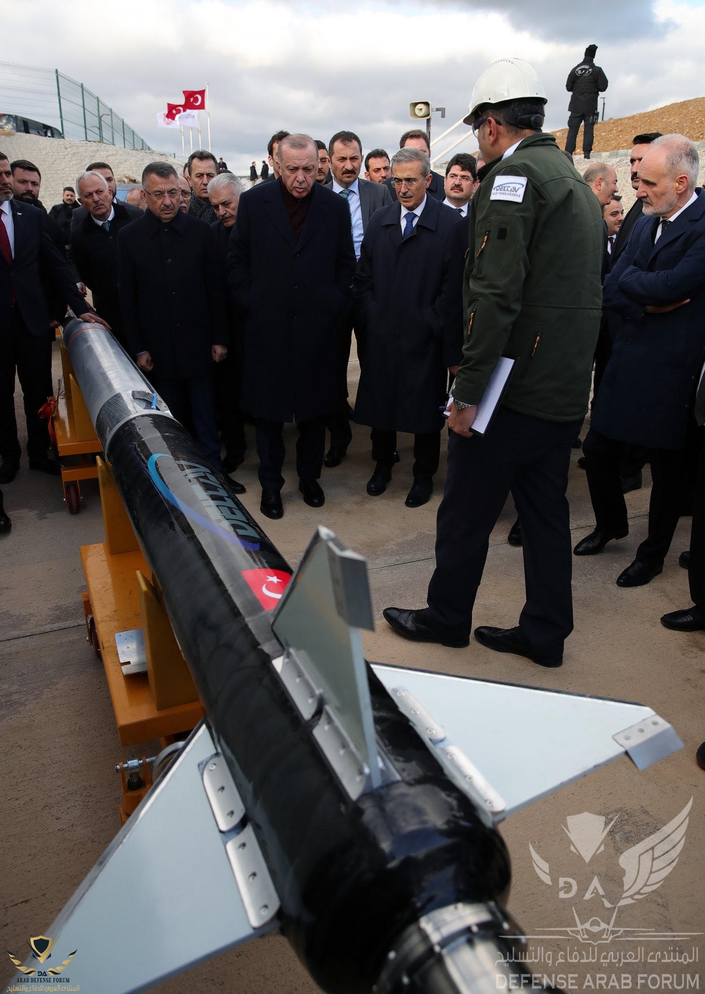 delta-v-hybrid-rocket-engine (1).jpg