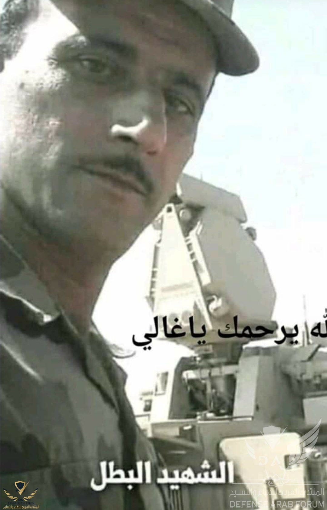 ER7YCSEWAAAq2cs.jpg