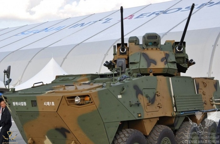 New_South_Korean_air_defense_system_on_8x8_chassis_presented_at_ADEX_2019_1.jpg