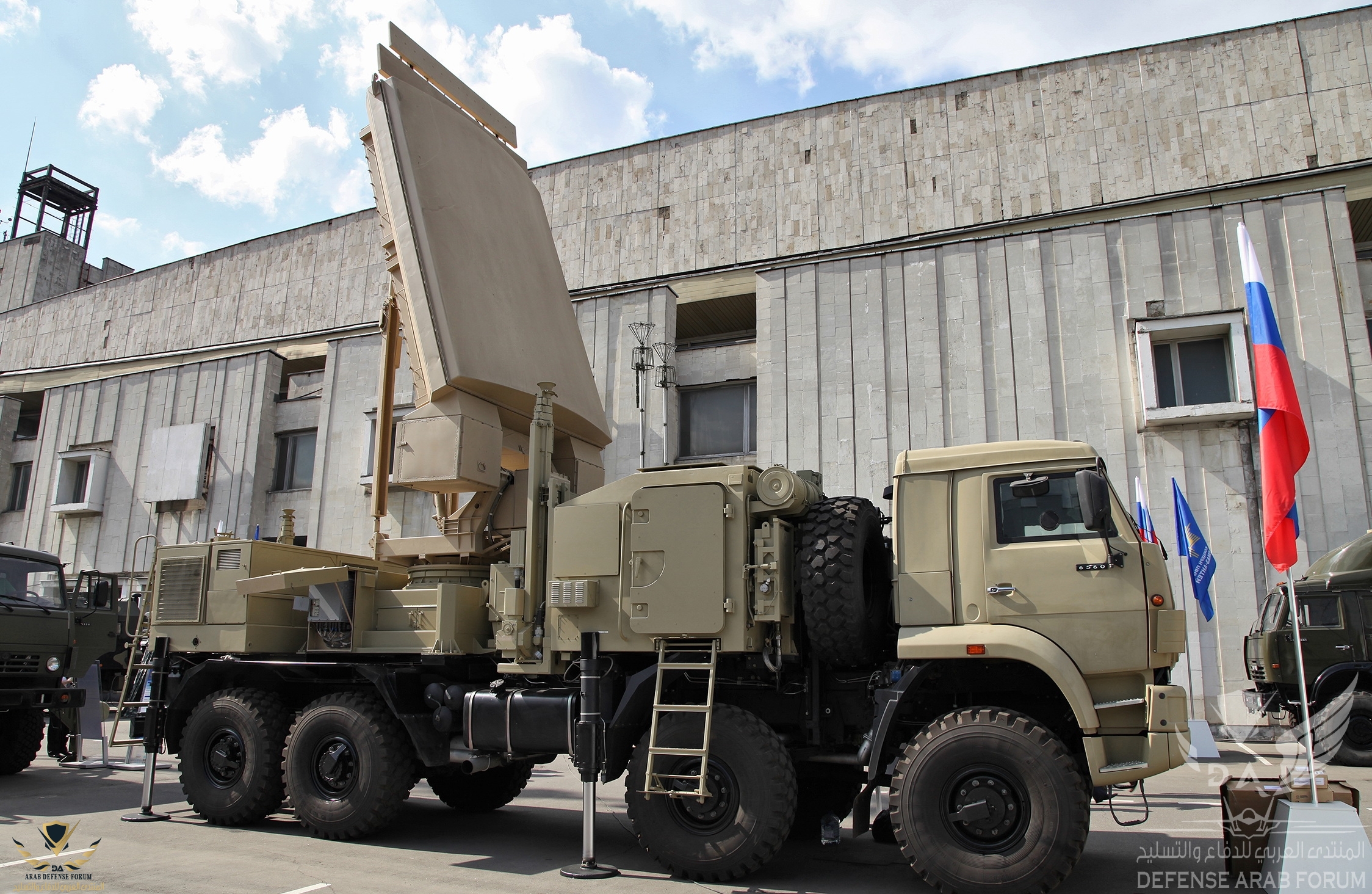 Radar_1RL-123E_for_Pantsir-S1_-_InnovationDay2013part1-09.jpg