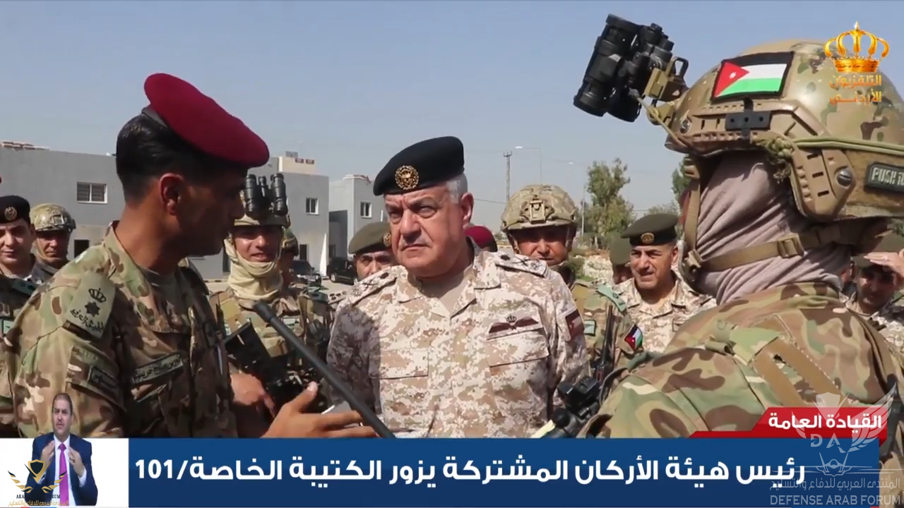 رئيس هيئة الأركان يستقبل رئيس الأركان بجمهورية القمر المتحدة - YouTube (2).png