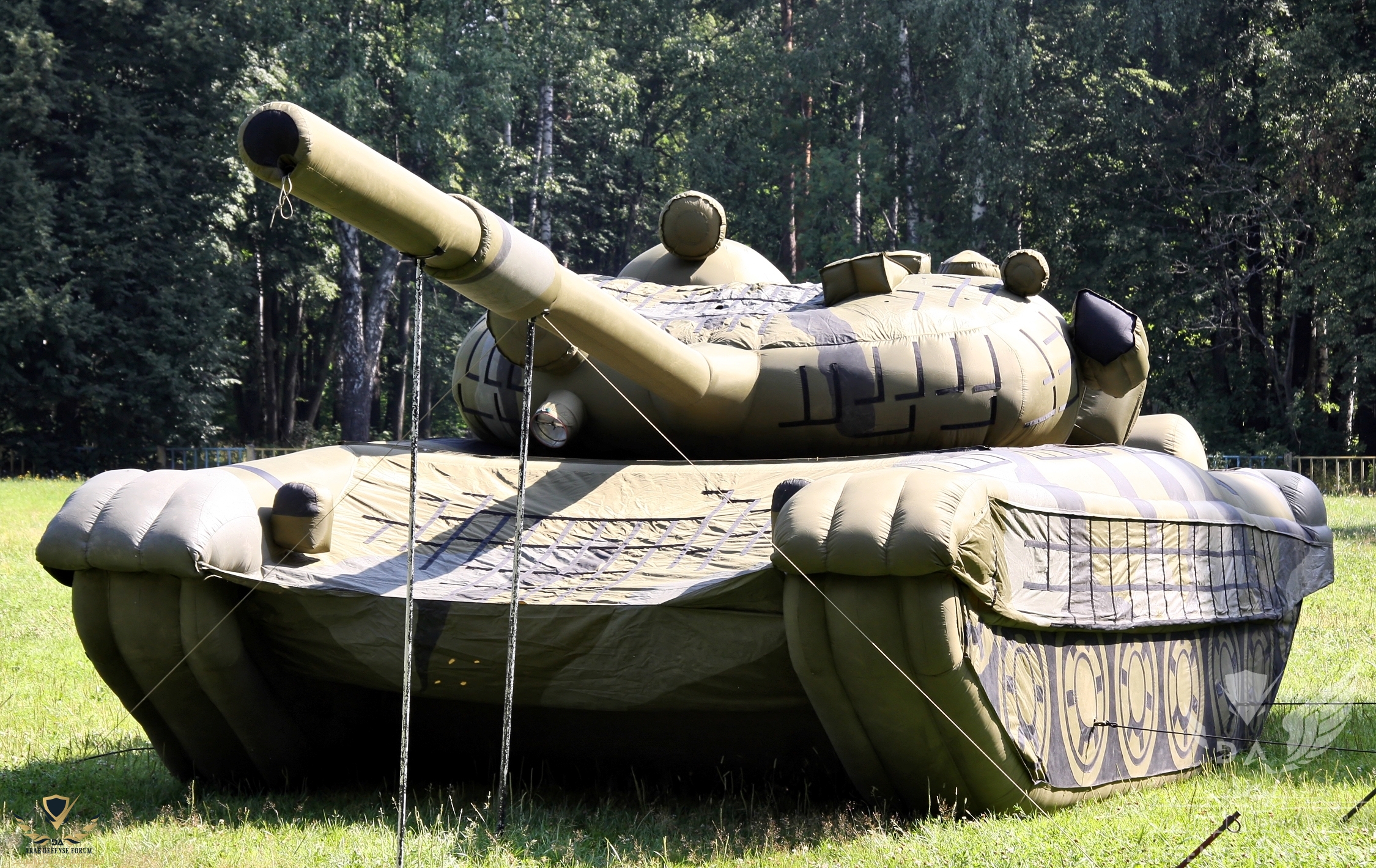 45th_Separate_Engineer-Camouflage_Regiment_-_T-72_mock-up_(6).jpg
