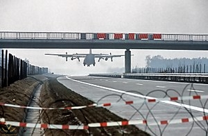 300px-Hercules_C130_landing_on_Autobahn_DoD_DF-ST-84-09441.jpg