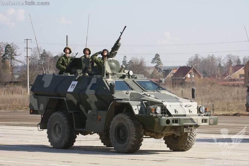 BPM-97_Dozor_Victory_Day_Parade_preparation.jpg