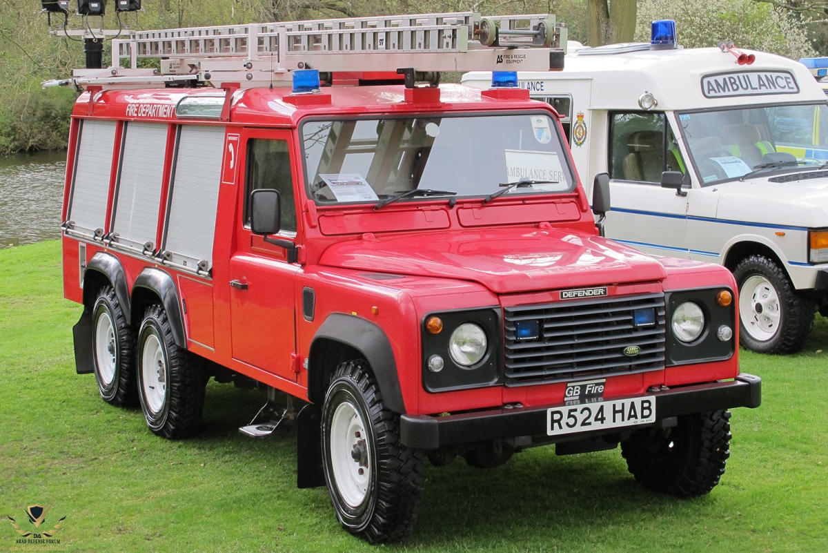 land-rover-defender-raros-50_g.jpg