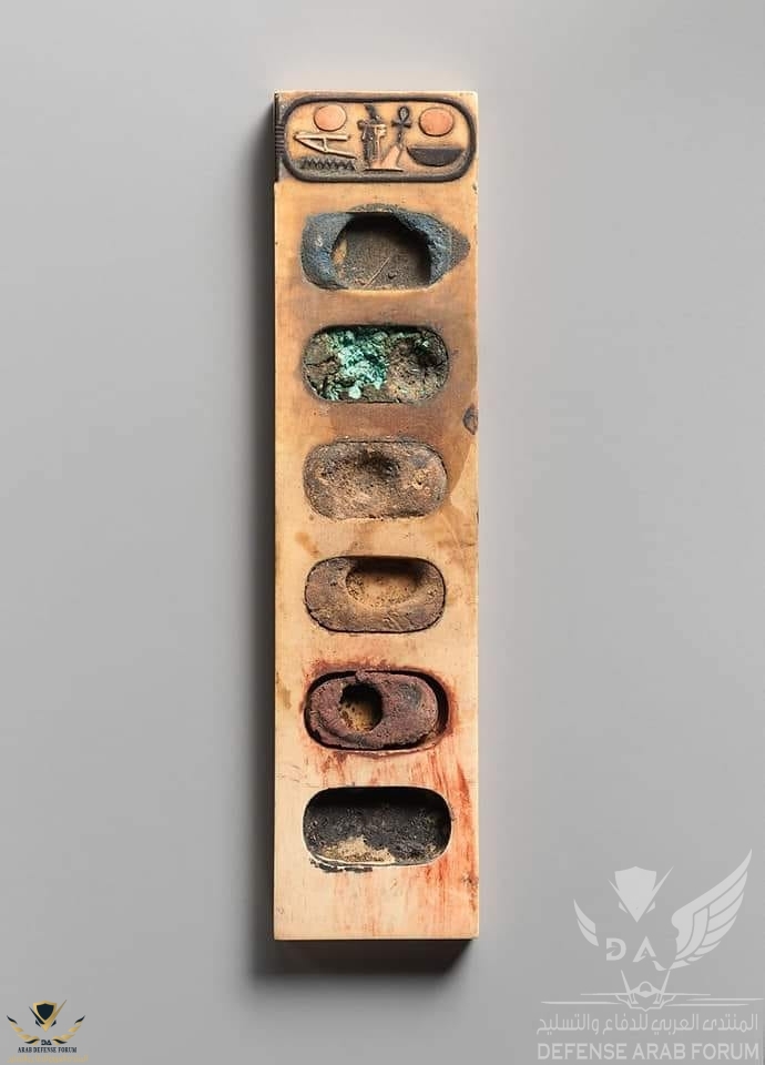 Palette Inscribed with the Name of Amenhotep IIIca. 1390–1353 B.C..jpg