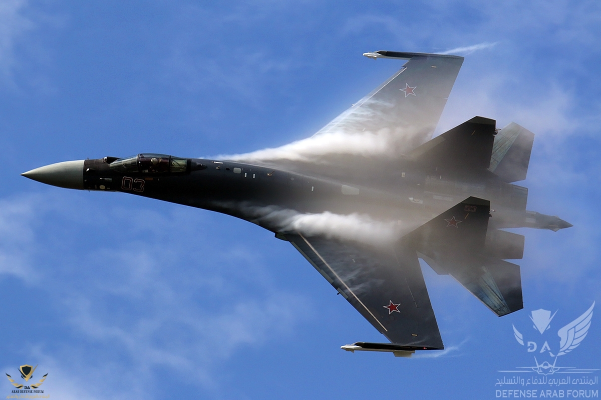 MAKS_Airshow_2015_(20615630784).jpg