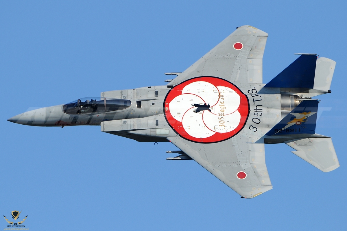 McDonnell_Douglas_Mitsubishi_F-15J_Eagle_Japan_-_Air_Force_AN2178672-1.jpg