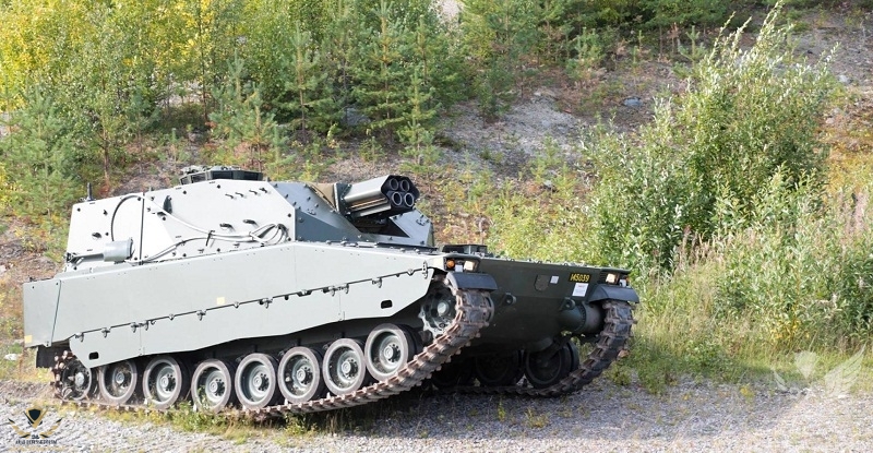 2tlfp3j2snj11.jpg