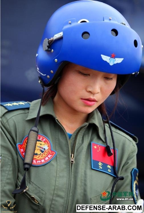 ChinesewomanpilotsinPLAAF3.jpg