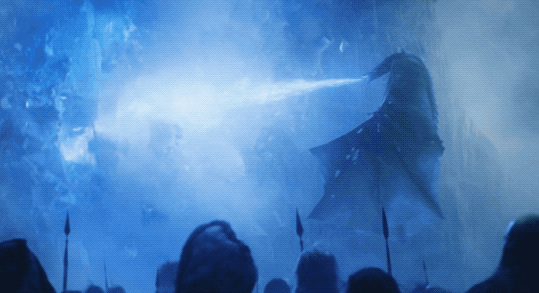 Viserion-Breaks-The-Wall-9.gif