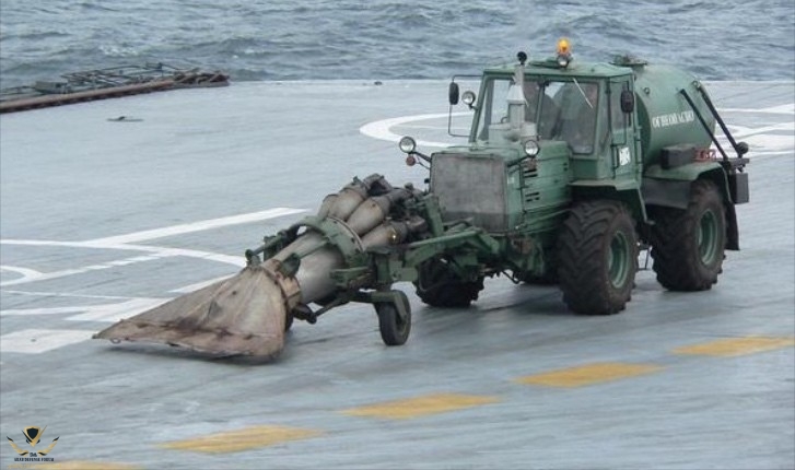 russians-clear-their-aircraft-carriers-with-this-huge-jet-powered-vacuum-cleaner-94561-7.jpg