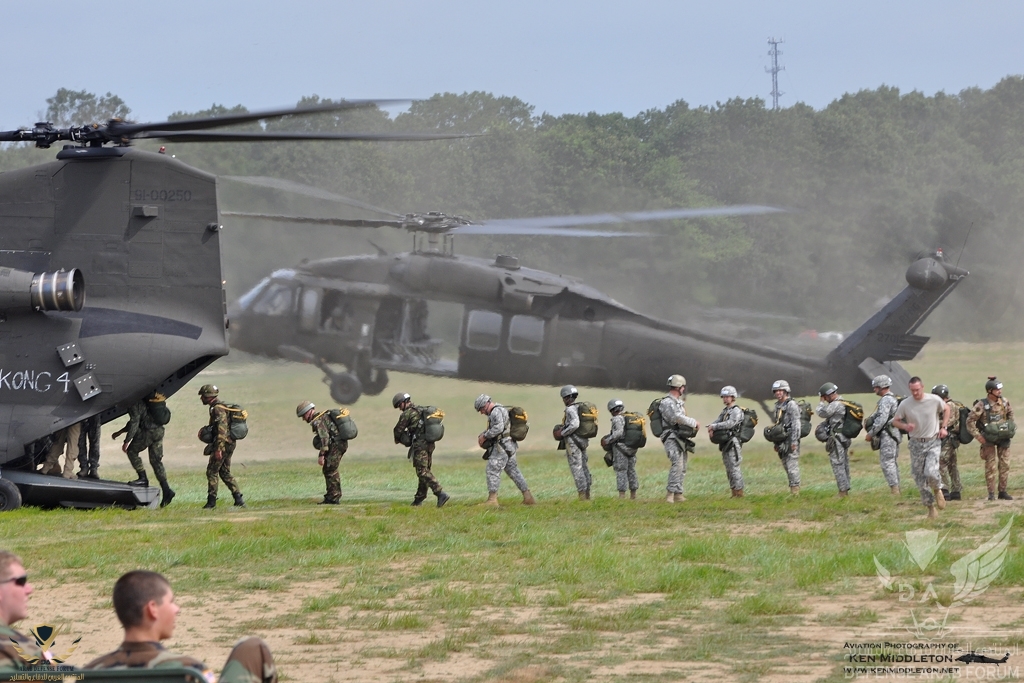 CH-47D_00216_Leapfest_6August2011_KenMiddleton_4x6_web_DSC_3728.jpg