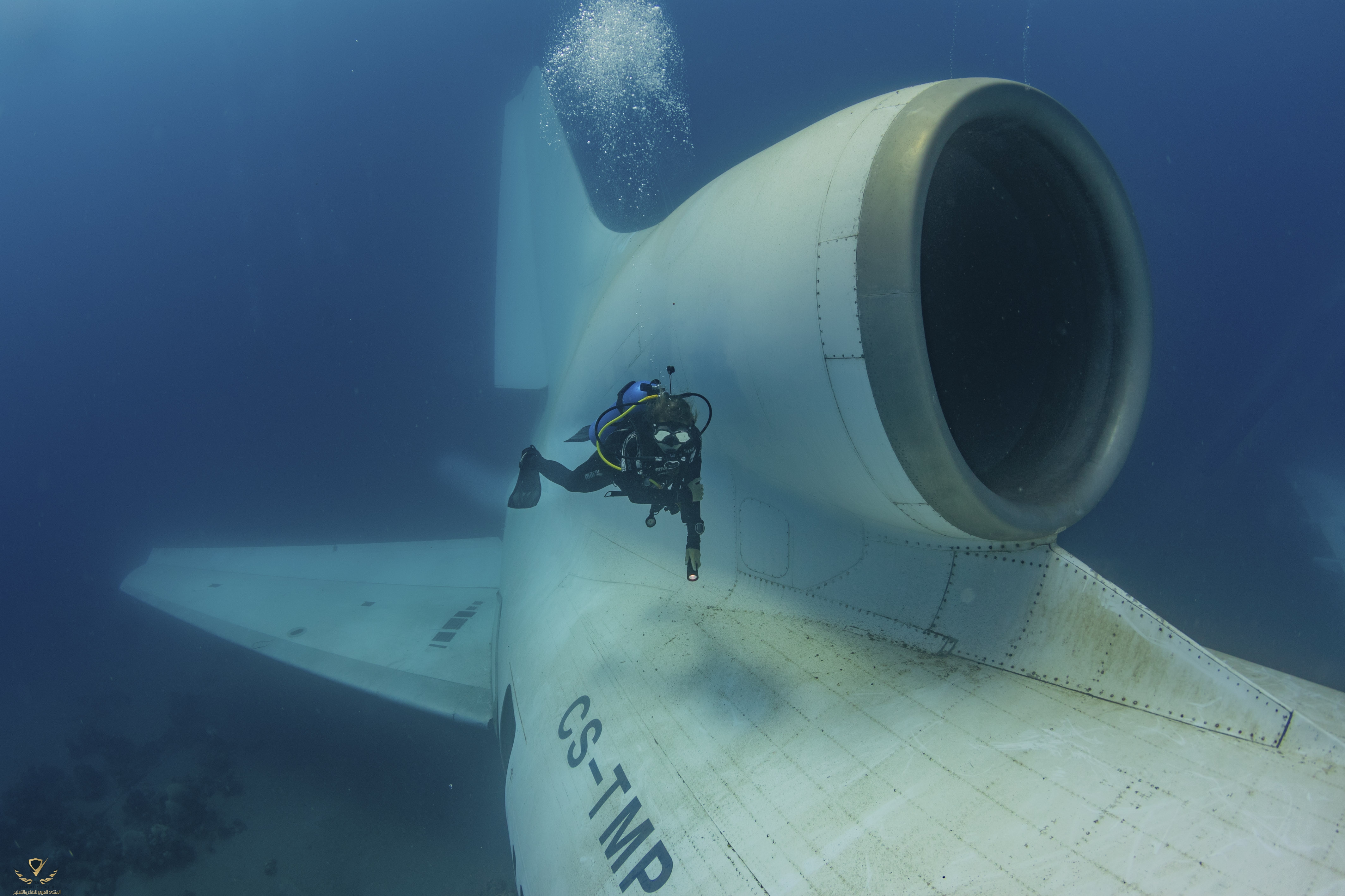 CATERS_Diving_a_sunken_plane_011-1.jpg