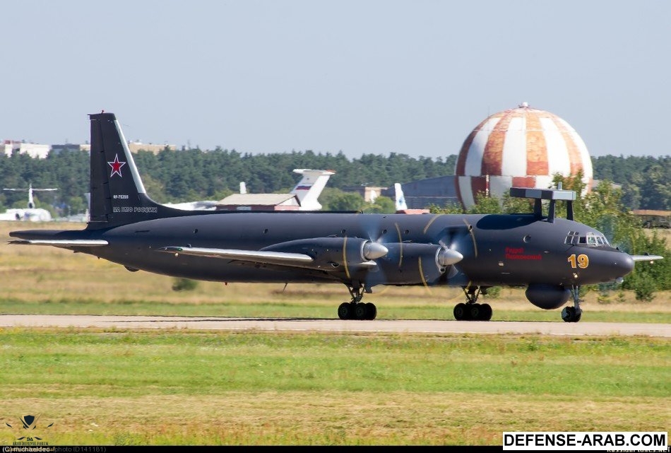 submarine aircraft Il-38N 1 (2).jpg