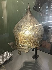 180px-Casque-turban_du_sultan_Bajazet_II,_Musée_de_l'Armée,_Paris-1.jpg