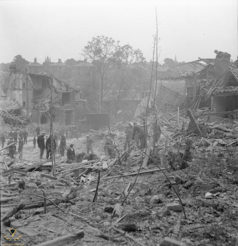 Flying_Bomb-_V1_Bomb_Damage_in_London,_England,_UK,_1944_D21208.jpg