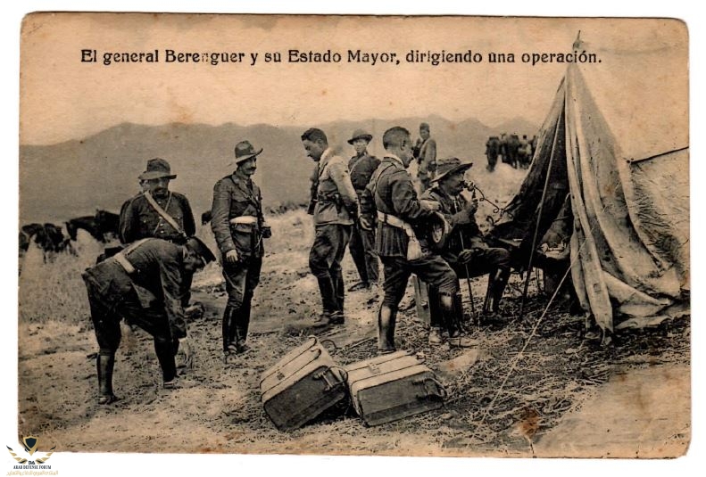 El general Berenguer y su Estado Mayor. Postal de la época. Colección particular.jpg