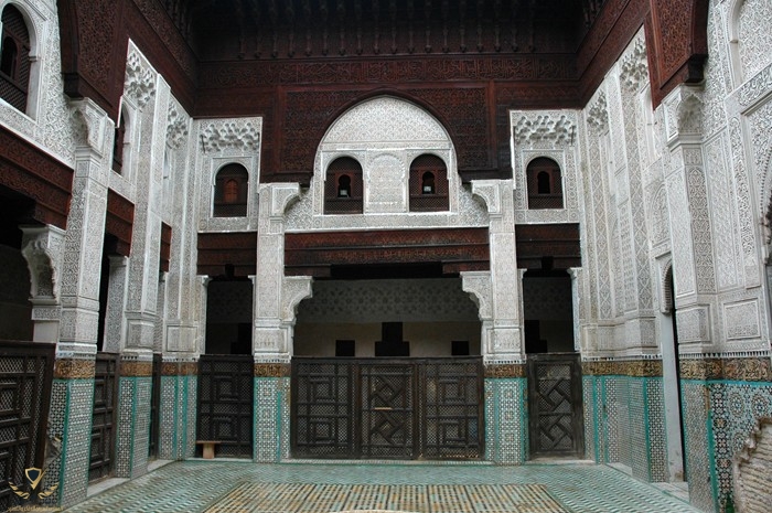 Meknès_-_Madrassa_Bou_Inania_-_Pati.jpg