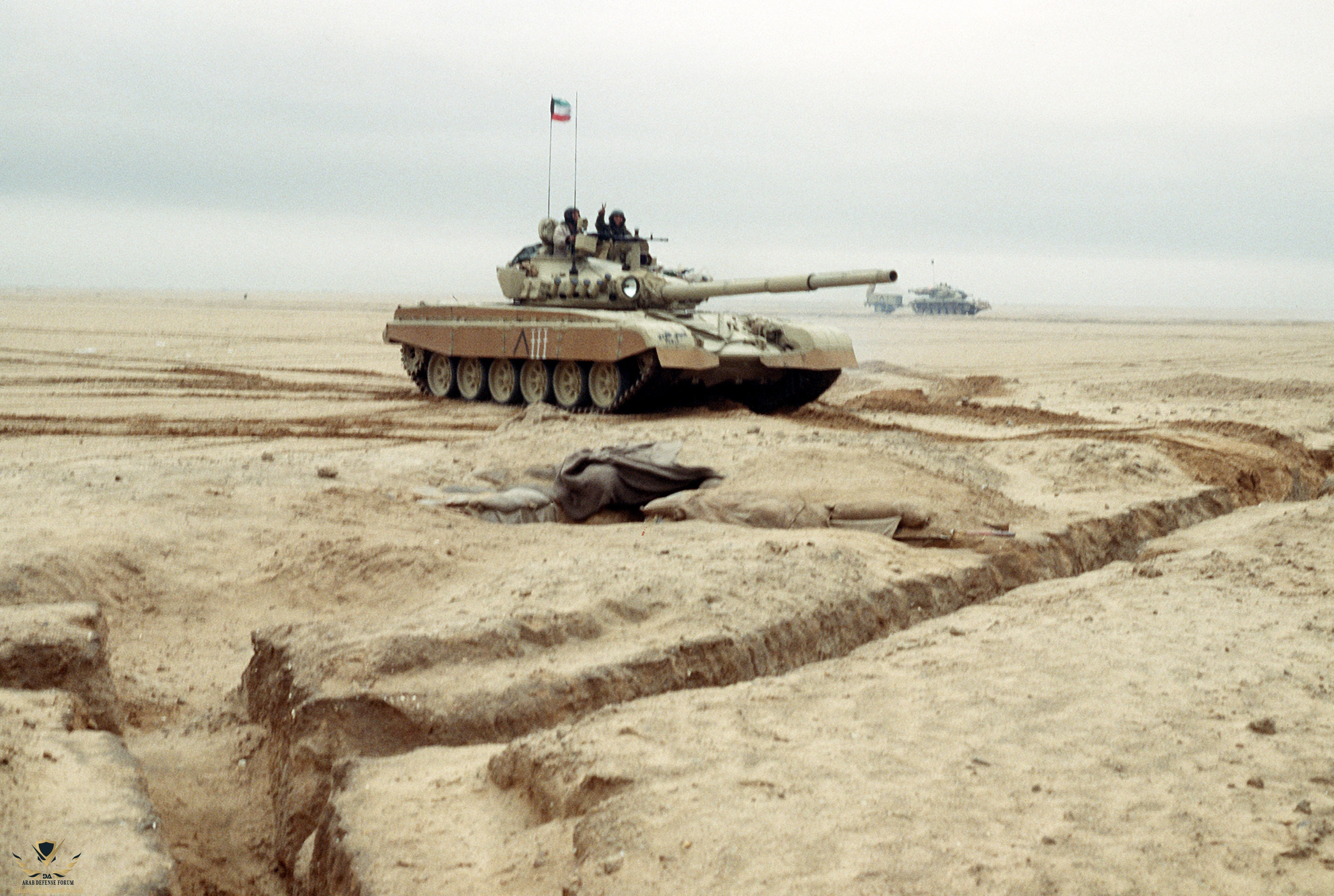 Kuwaiti_M-84,_Operation_Desert_Storm.jpg