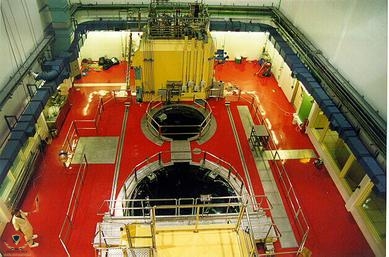ETRR-2_reactor_hall.jpg