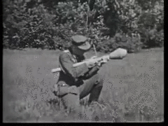 Panzerfaust_worldwartwo.filminspector.com_19.gif