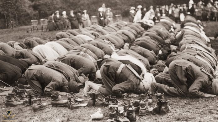 _104211893_ww1praying.jpg