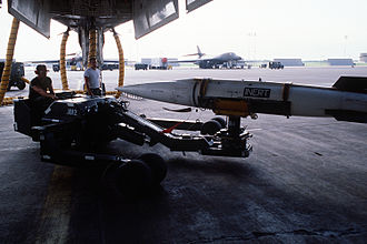 330px-AGM-69A_SRAM_loaded_into_B-1B.jpg