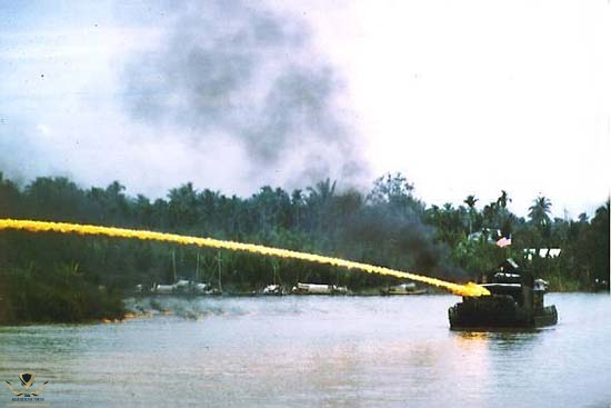 riverboat-napalm-flamethrower-US-Navy-Vietnam-War.jpg