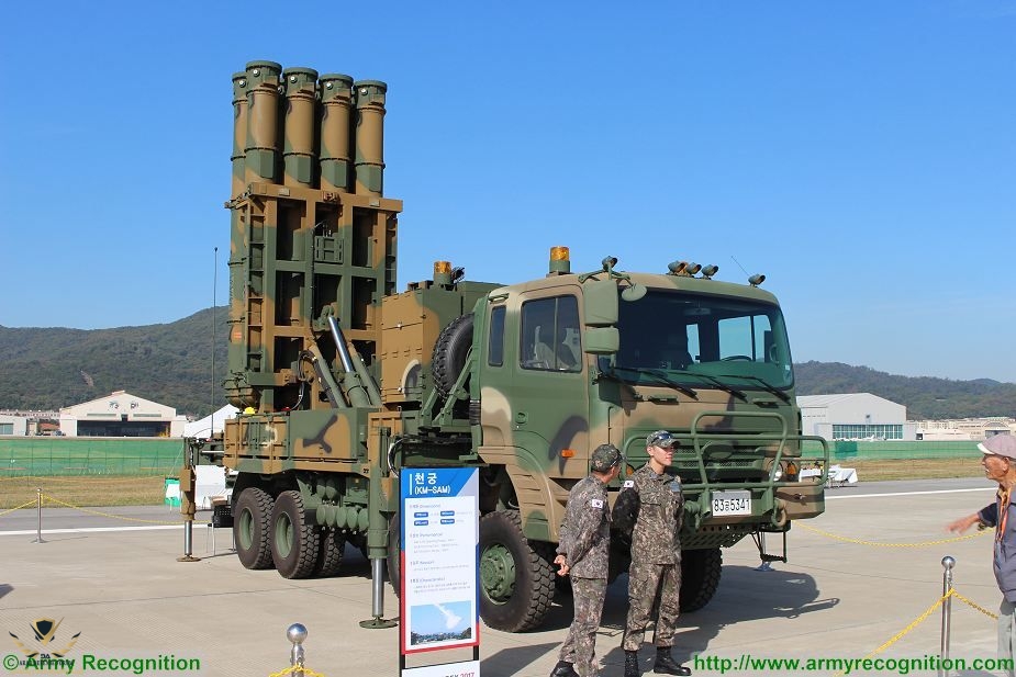 South_Korea_first_live_fire_exercise_with_local-made_Cheongung_air_defense_missile_system_925_...jpg
