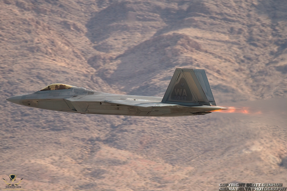 Nellis 19_F-22A_736-1.jpg