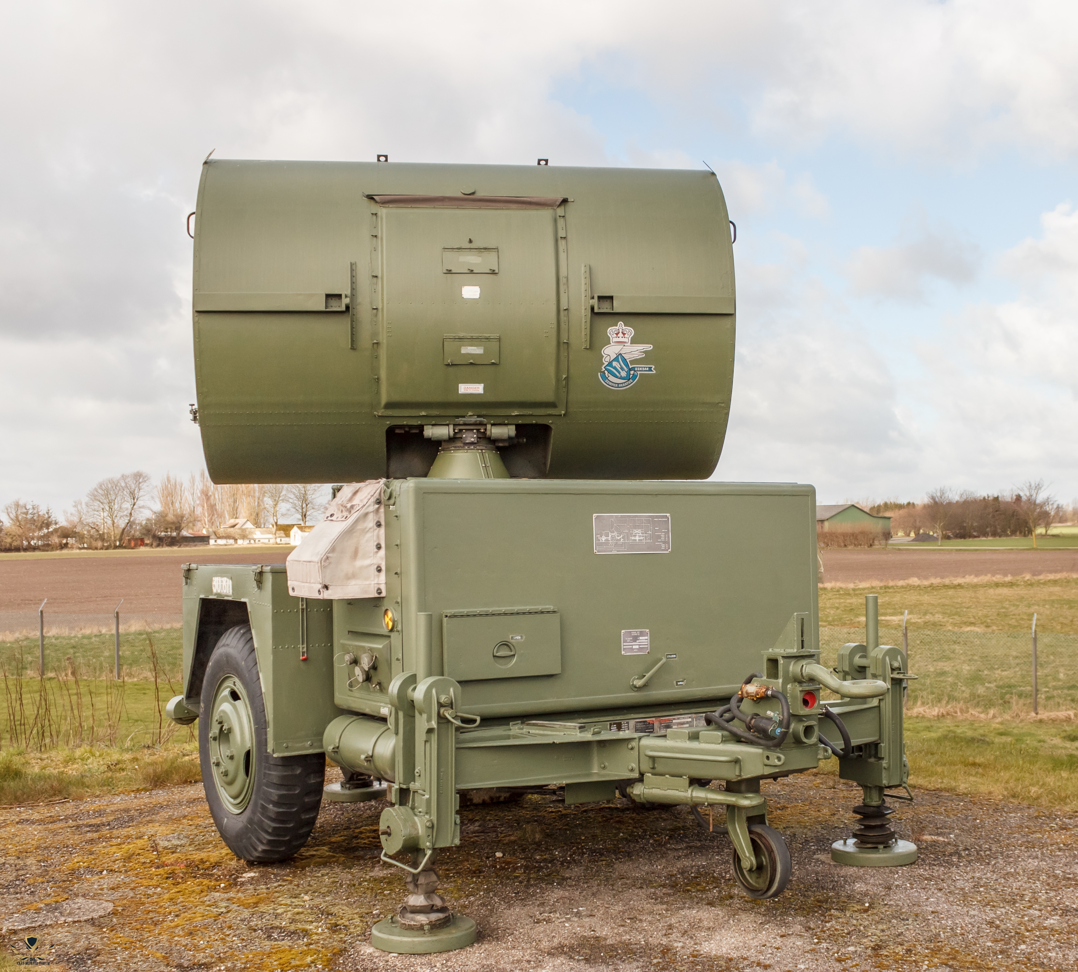 AN_MPQ-55_HAWK_Continuous_Wave_Acquisition_Radar,_Stevnsfort_Cold_War_Museum,_Denmark,_2015-04...jpg