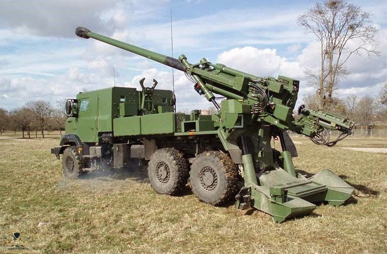 caesar 155mm self-propelled artillery-2.jpg