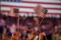 USflagsElectionCampaignRTR3A3GE-198x132.jpg