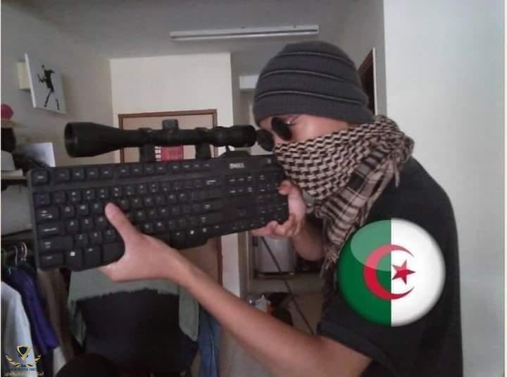 EkjYDUwXYAAm5_K.jpg