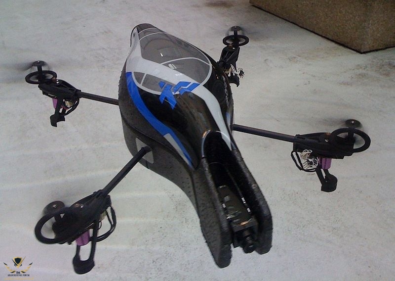 800px-Ardrone-img5-front.jpg
