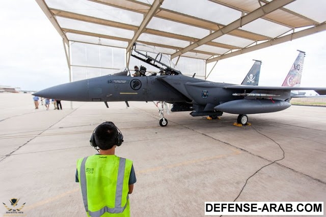 Republic-of-Singapore-F-15SG-Strike-Eagles-training-in-T_005.jpg