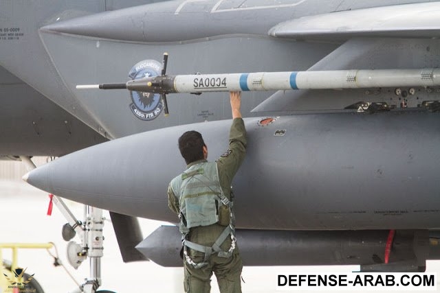 Republic-of-Singapore-F-15SG-Strike-Eagles-training-in-T_003.jpg