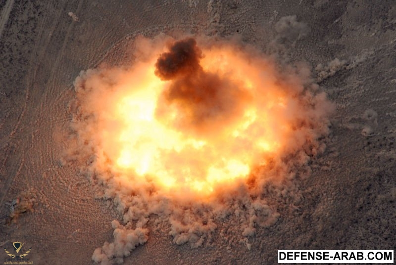 800px-BLU-82_Daisy_Cutter_Fireball.JPG