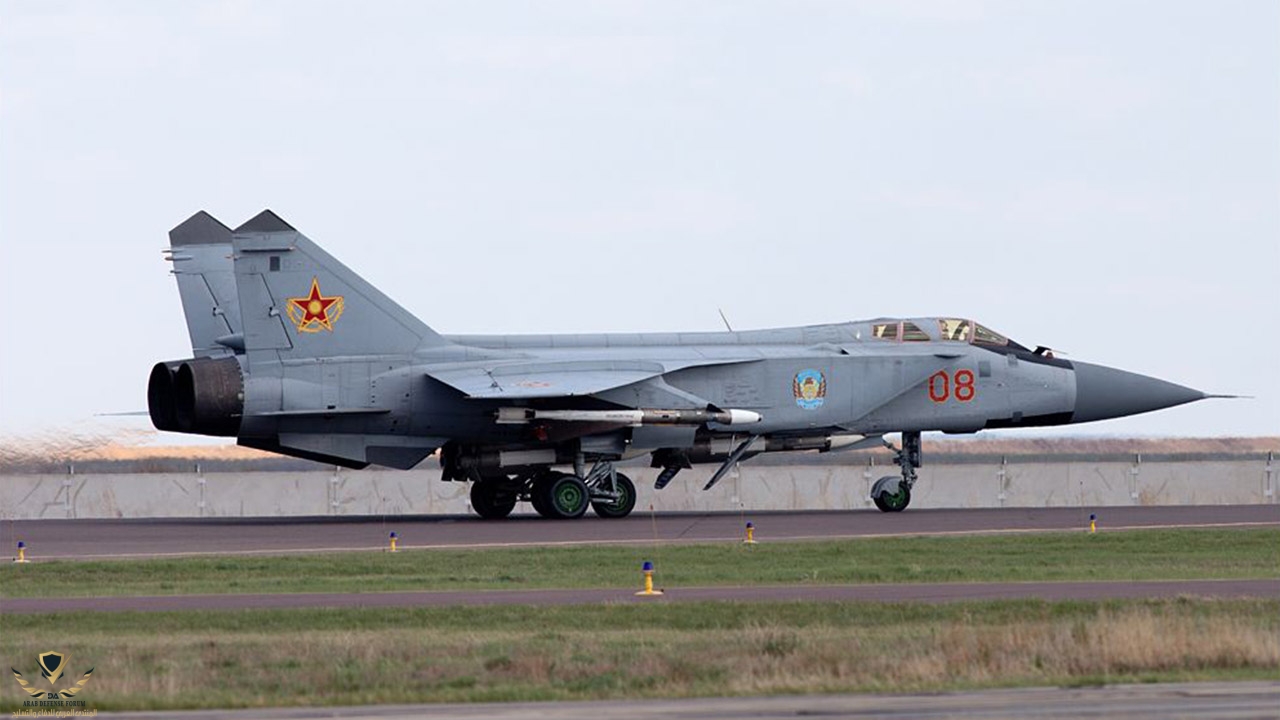 Kazakhstan-Air-Force-MiG-31.jpg