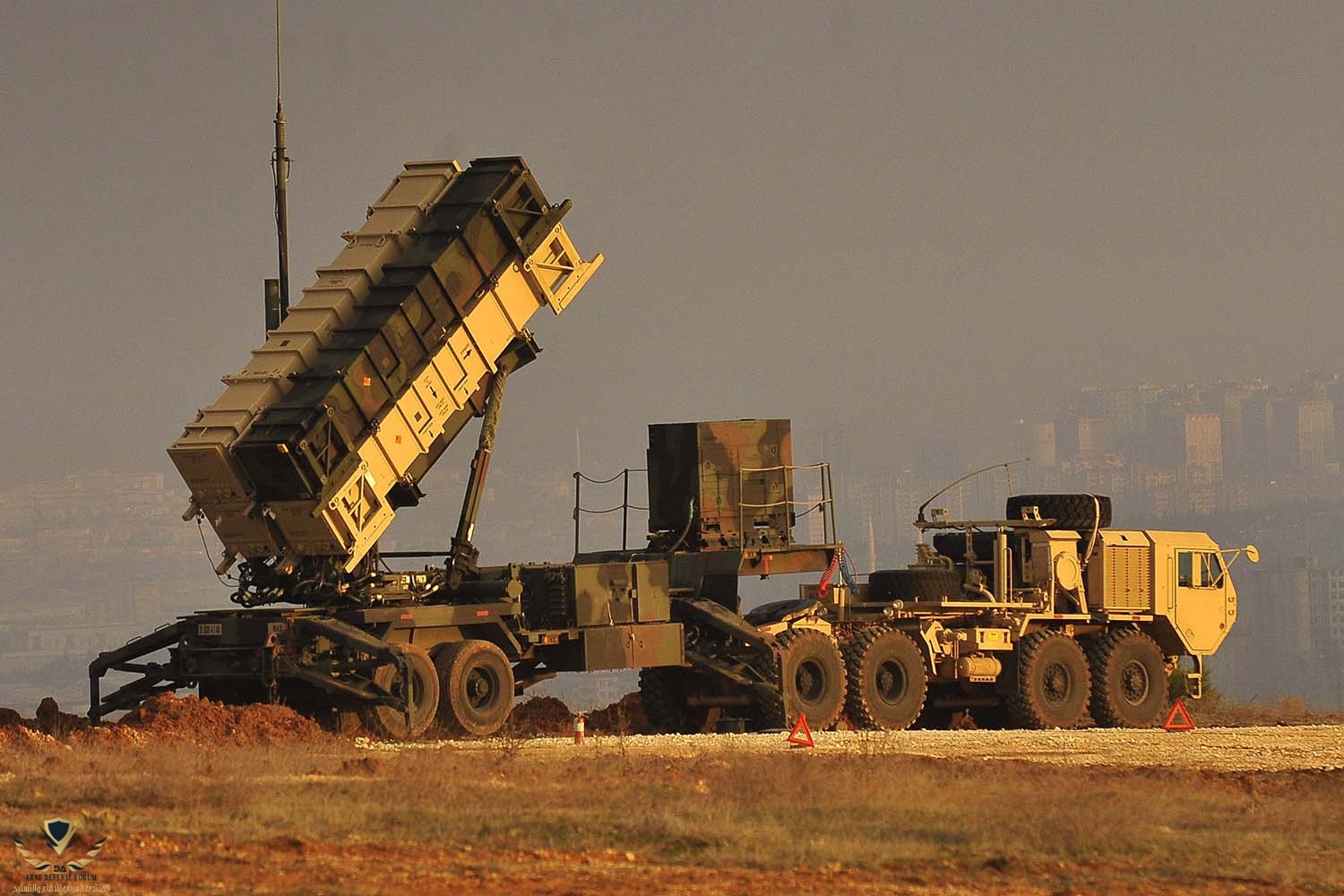 Patriot-missile-battery.jpg